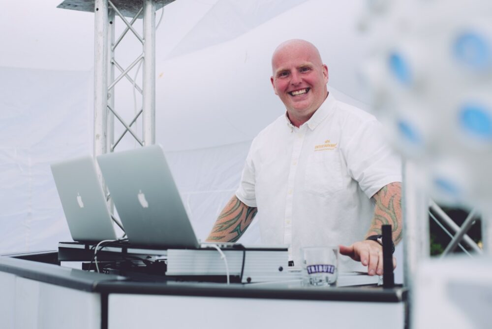 professional dj hire, kent and sussex