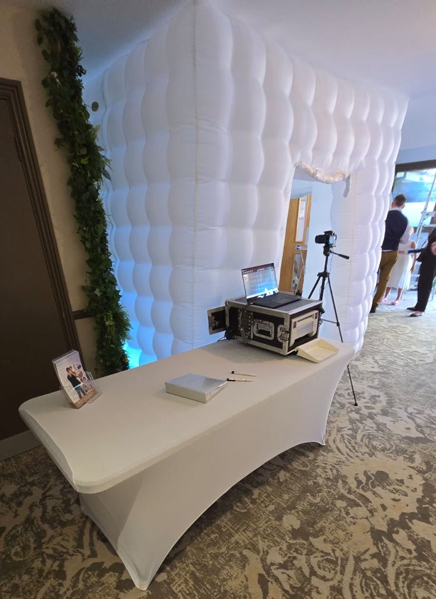 party photos, inflatable dome photobooth hire, kent