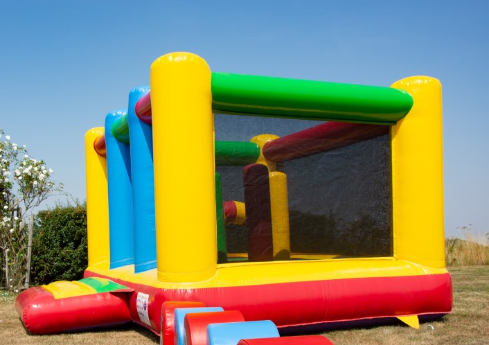 small bouncy castle to hire, childrens party entertainment