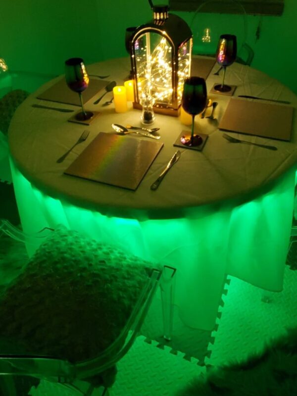romantic proposal ideas, light up dining table, igloo dome