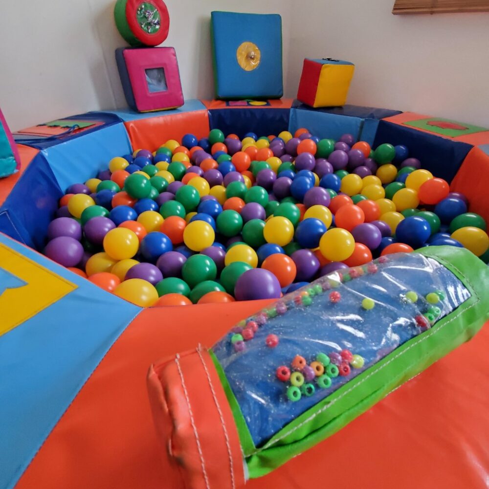 soft play ball pit available to hire for babies and toddlers