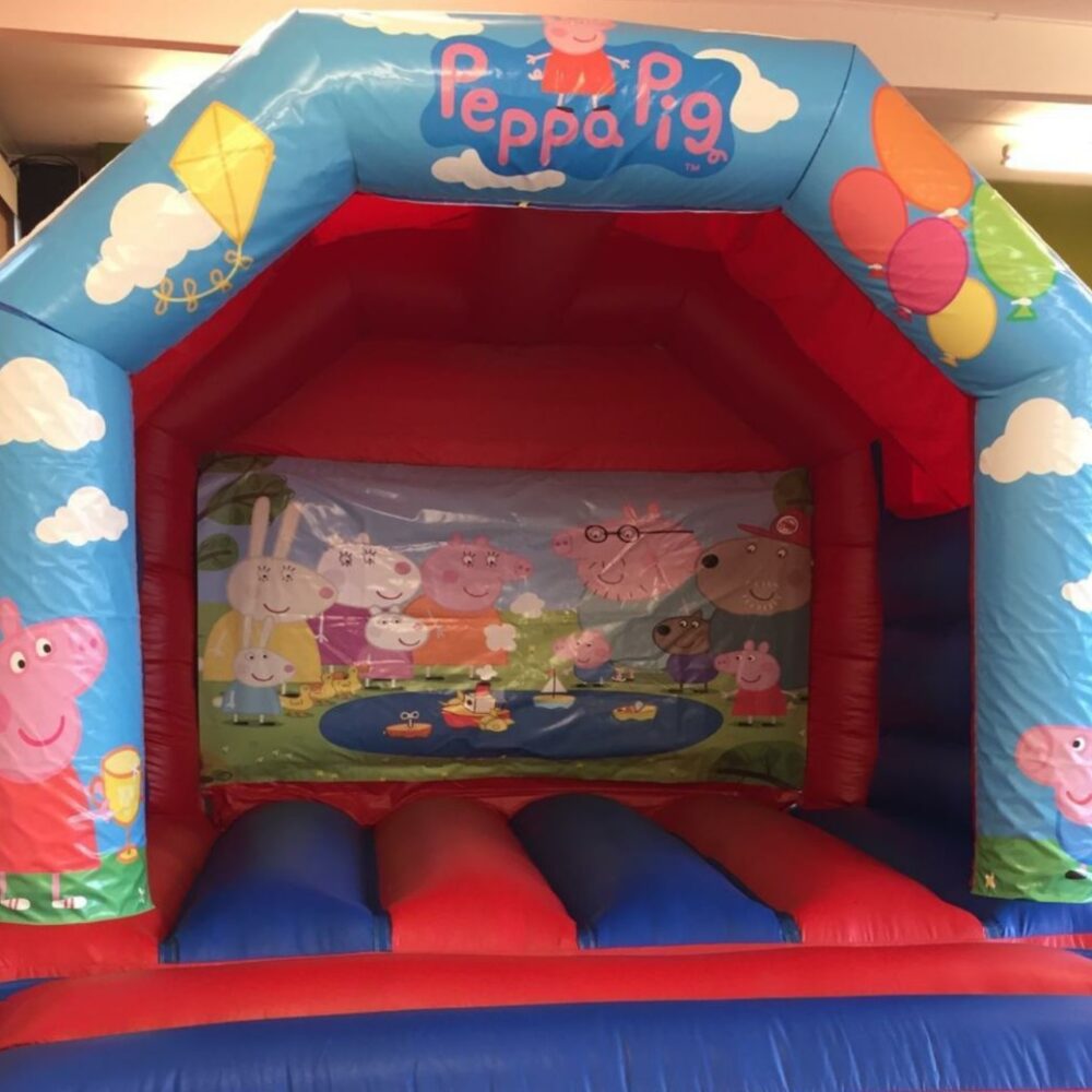 bouncy castle hire, popular pig character bouncy castle for children