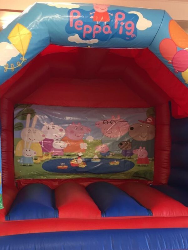 bouncy castle hire, popular pig character bouncy castle for children