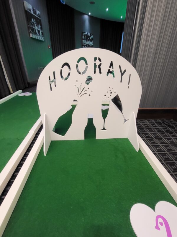 adult mini golf wedding hire, Kent, Sussex, Surrey, London