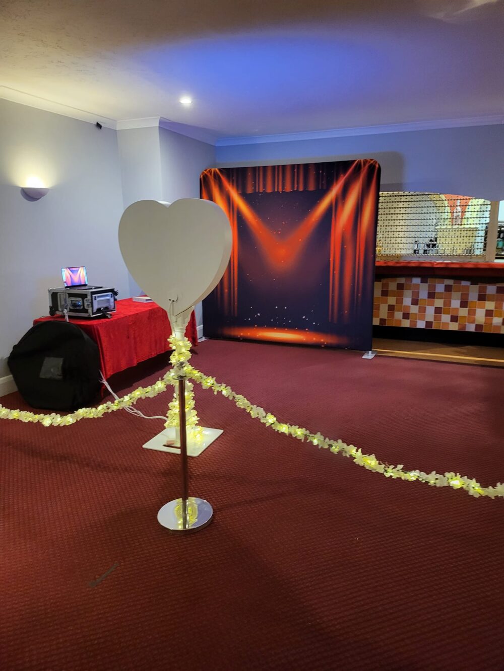heart photo booth hire, photo booth hire near me, photo booth backdrop hire