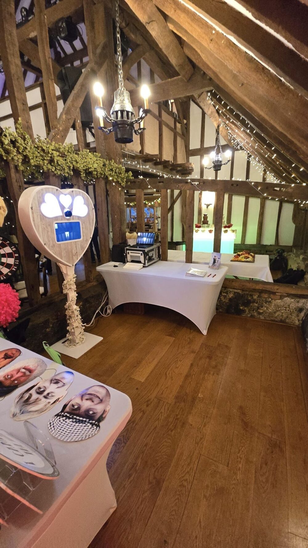 SOS Entertainment, rustic heart photo booth hire in Sussex