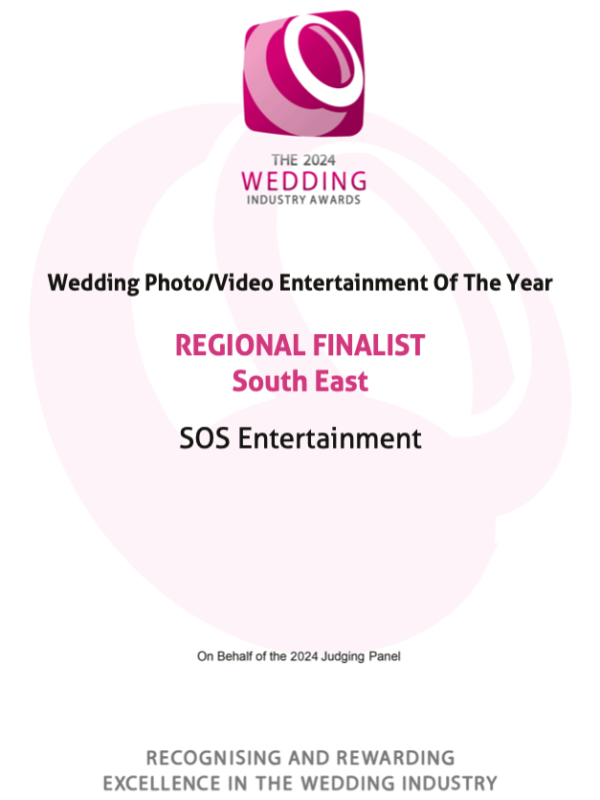 SOS Entertainment regional winner for the SE photobooth hire