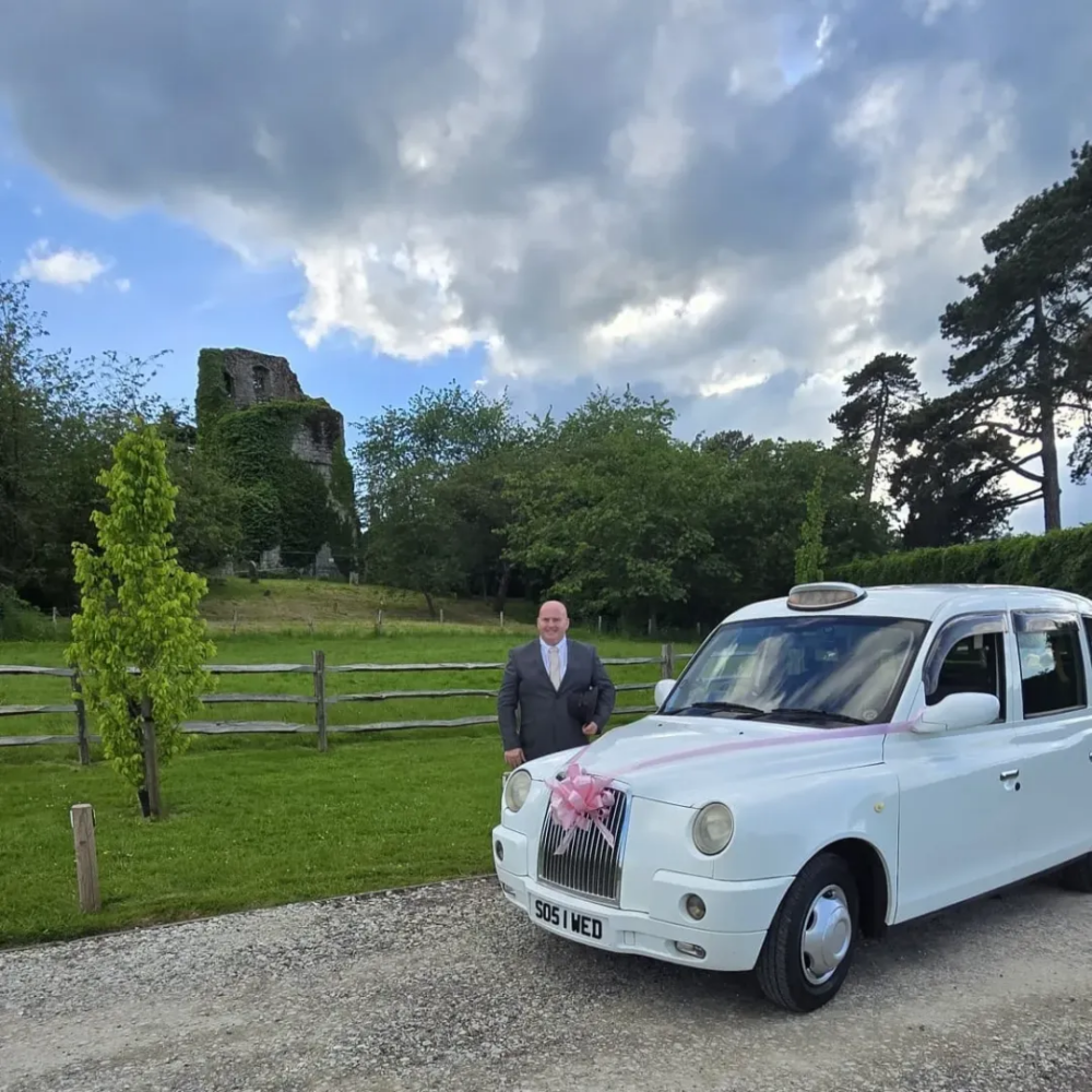 white london cab hire for wedding from SOS Entertainment, Kent, Sussex, Surrey, Essex