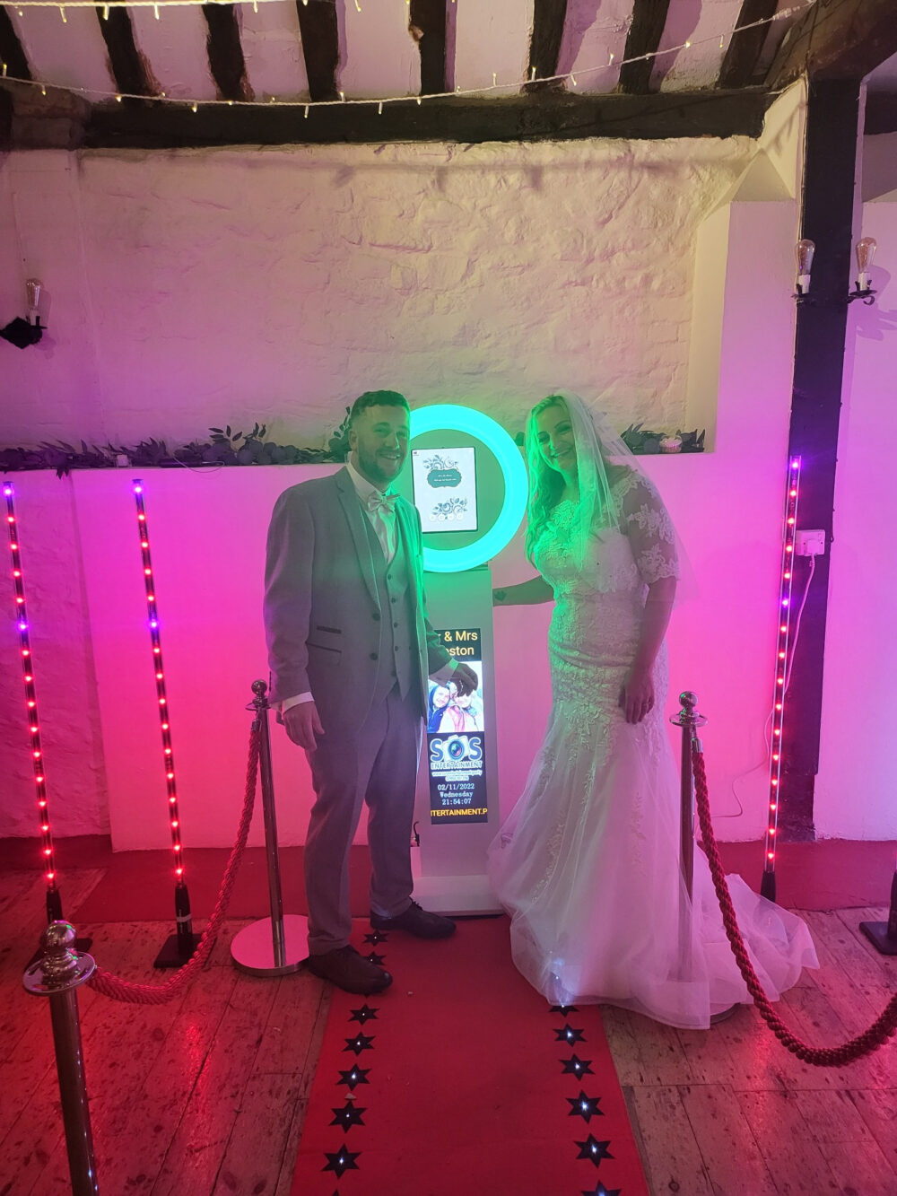 LCD digital photobooth hire weddings