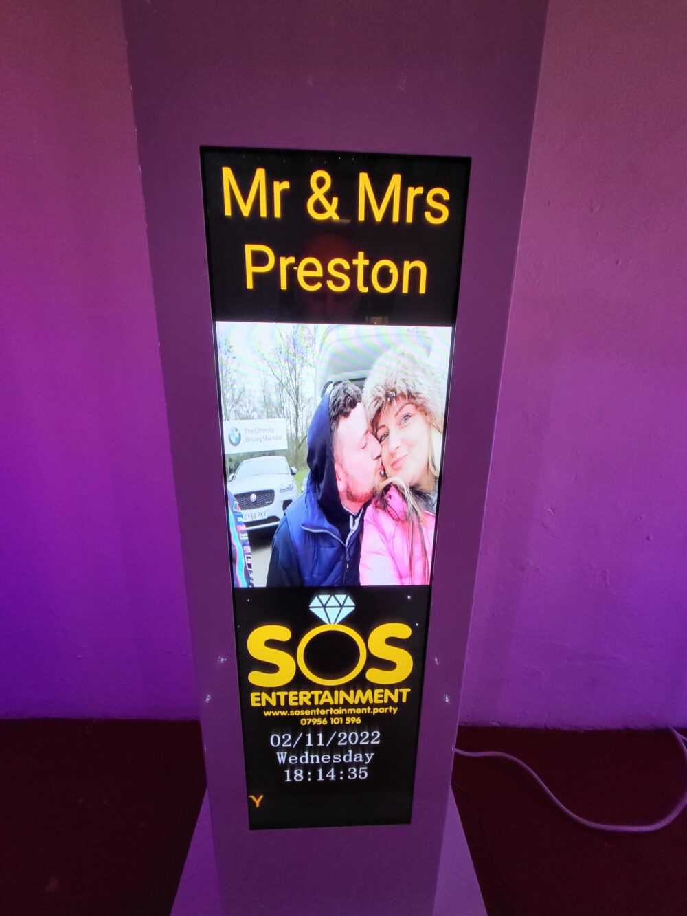 LCD digital photobooth hire wedding party