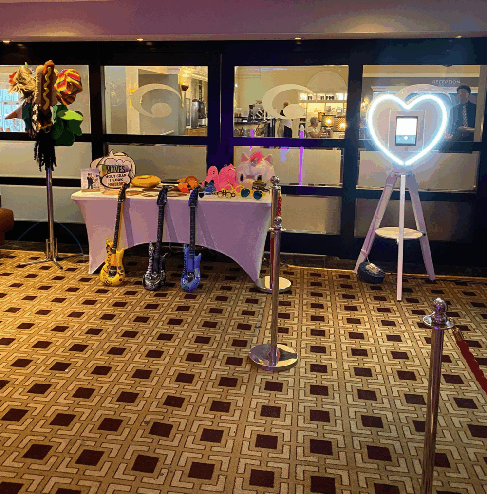 lcd heart photo booth hire, kent