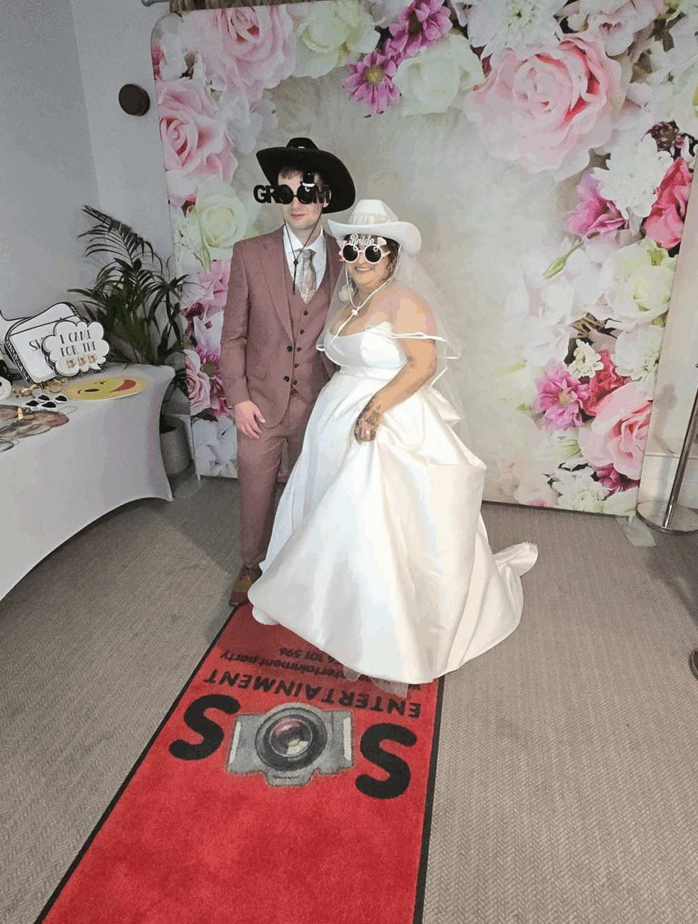 lcd heart photo booth hire, surrey