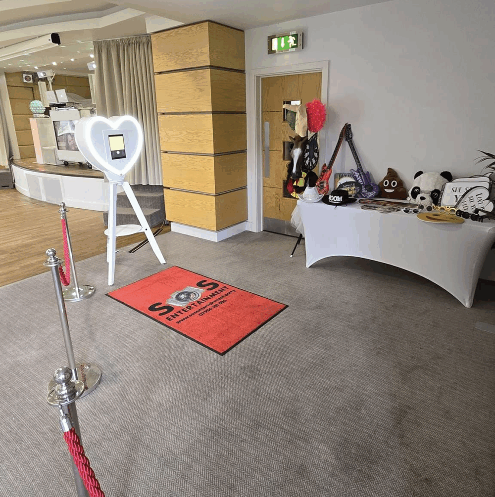 lcd heart photo booth hire, essex