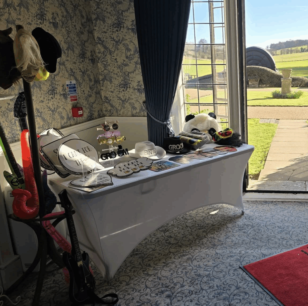lcd heart photo booth hire, ashford