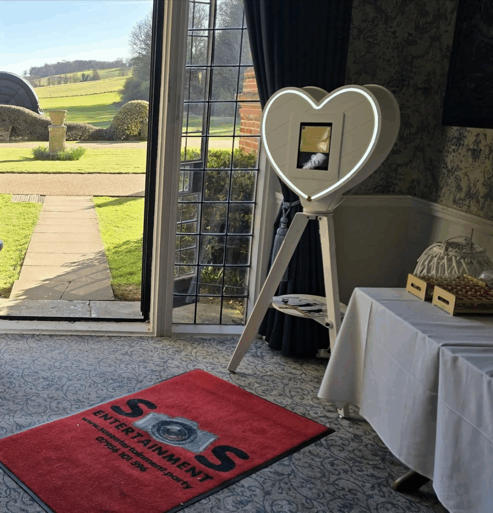 lcd heart photo booth hire, london